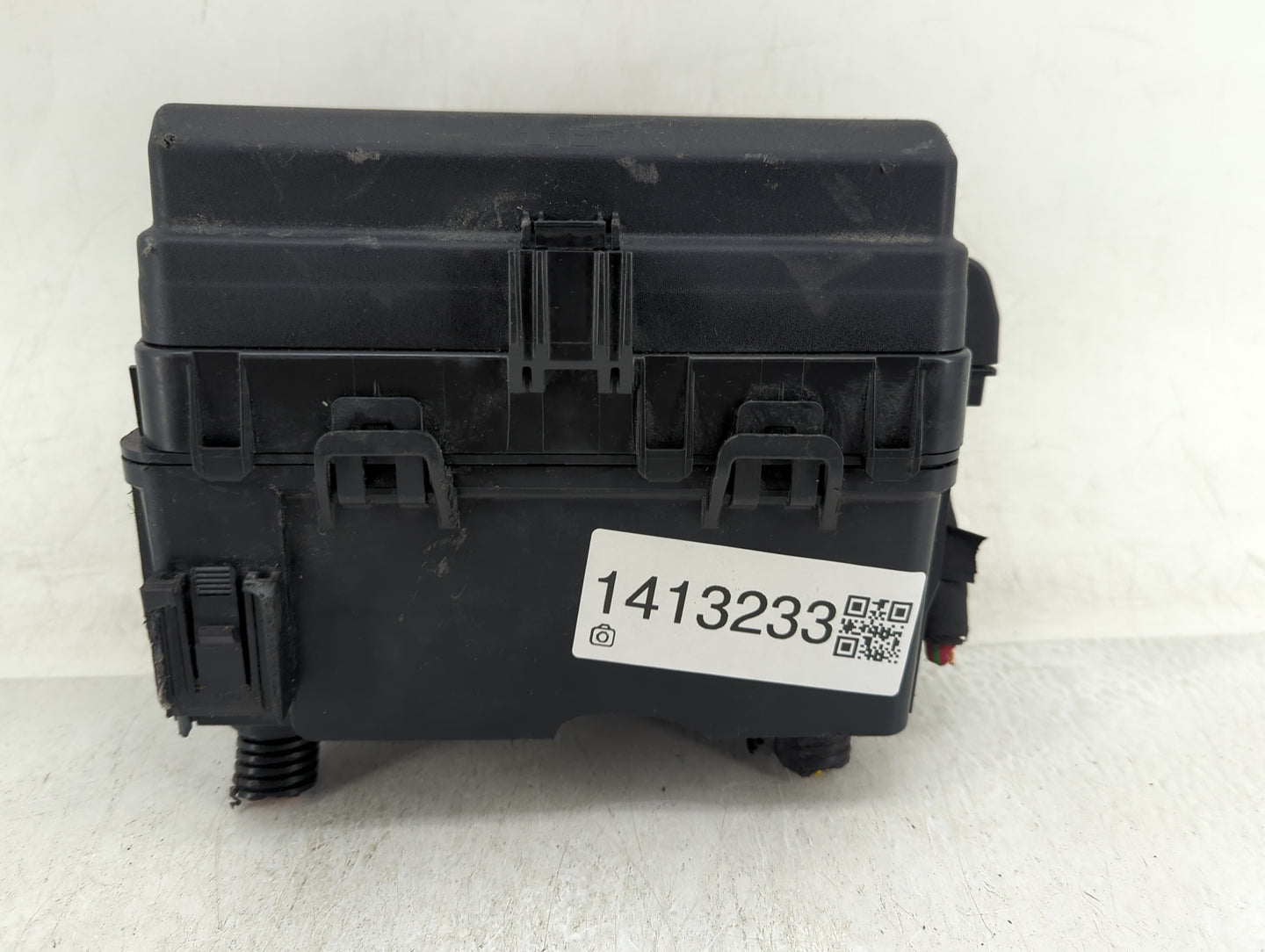 2019-2021 Chevrolet Silverado 1500 Fusebox Fuse Box Panel Relay Module Fits Fits 2019 2020 2021 OEM Used Auto Parts - Oemuse