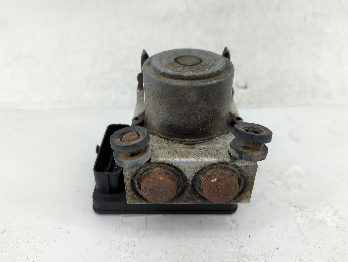 2017-2019 Chevrolet Silverado 1500 ABS Pump Control Module Replacement P/N:84609537 84609546 Fits Fits 2017 2018 2019 2020 O