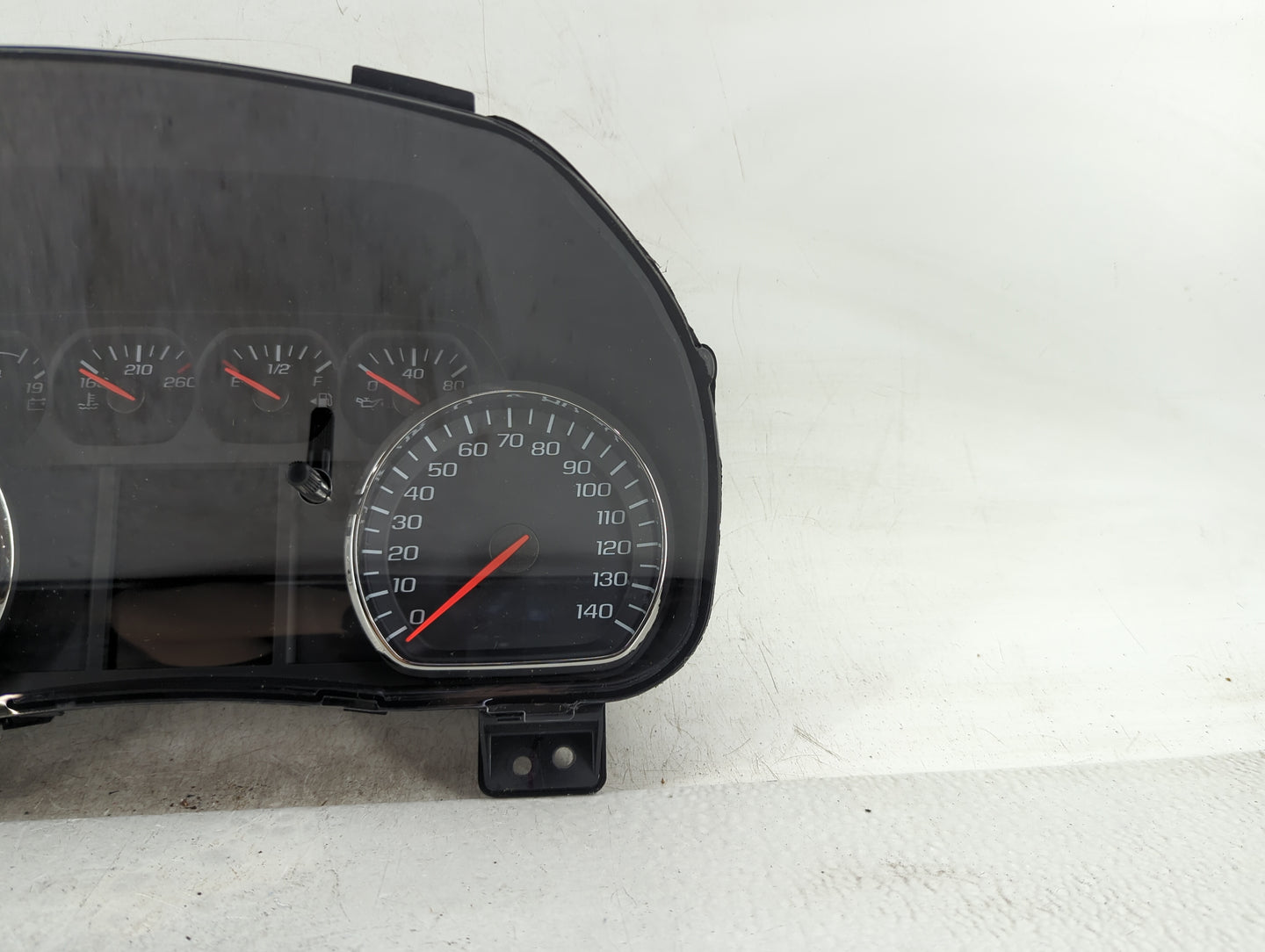 2018-2019 Chevrolet Silverado 1500 Instrument Cluster Speedometer Gauges P/N:84597912 Fits Fits 2018 2019 2020 OEM Used Auto