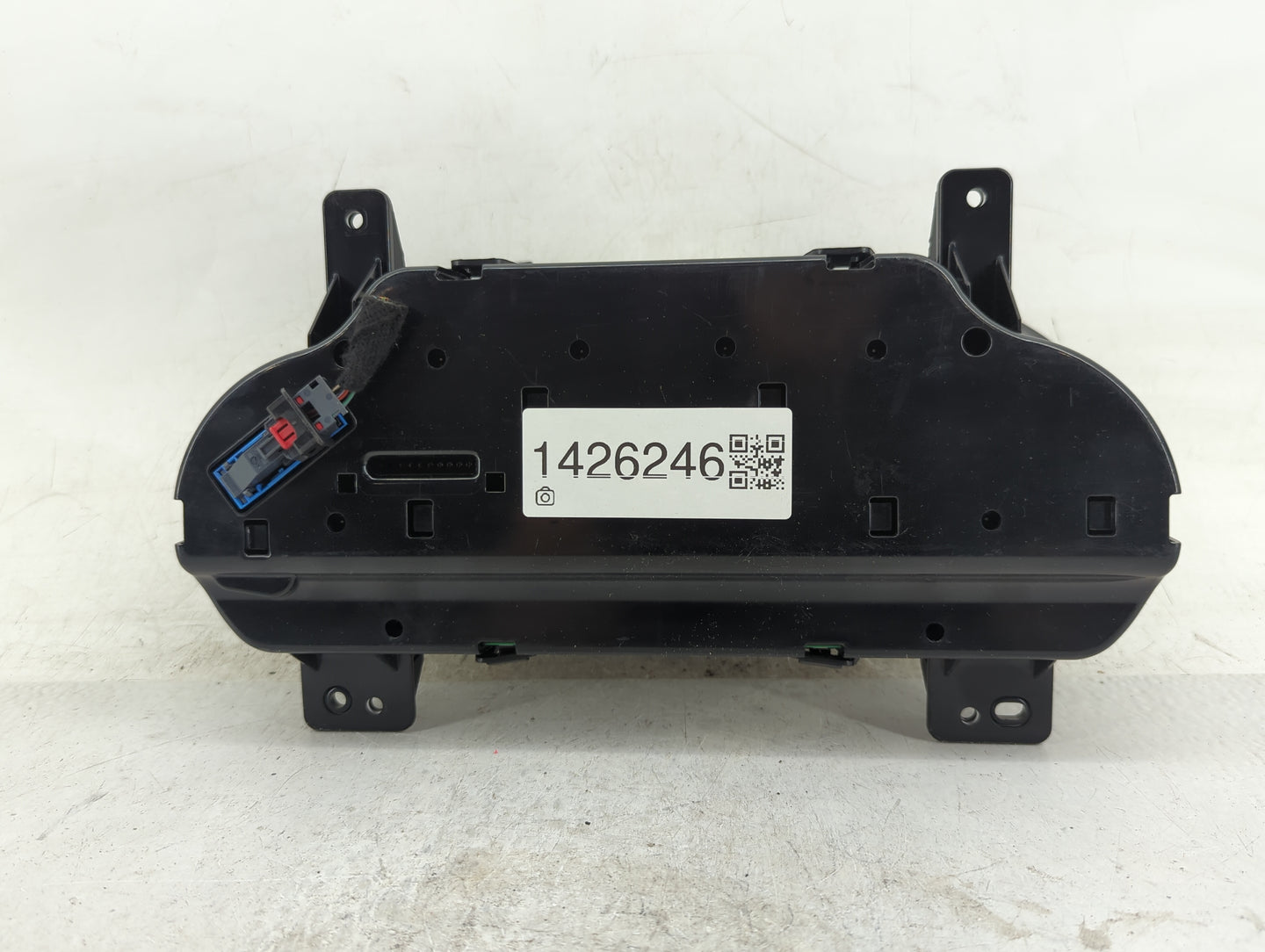 2018-2019 Chevrolet Silverado 1500 Instrument Cluster Speedometer Gauges P/N:84597912 Fits Fits 2018 2019 2020 OEM Used Auto