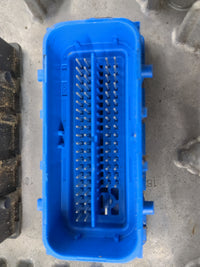 2019-2021 Chevrolet Silverado 1500 PCM Engine Control Computer ECU ECM PCU OEM P/N:12698120 Fits Fits 2019 2020 2021 OEM Use