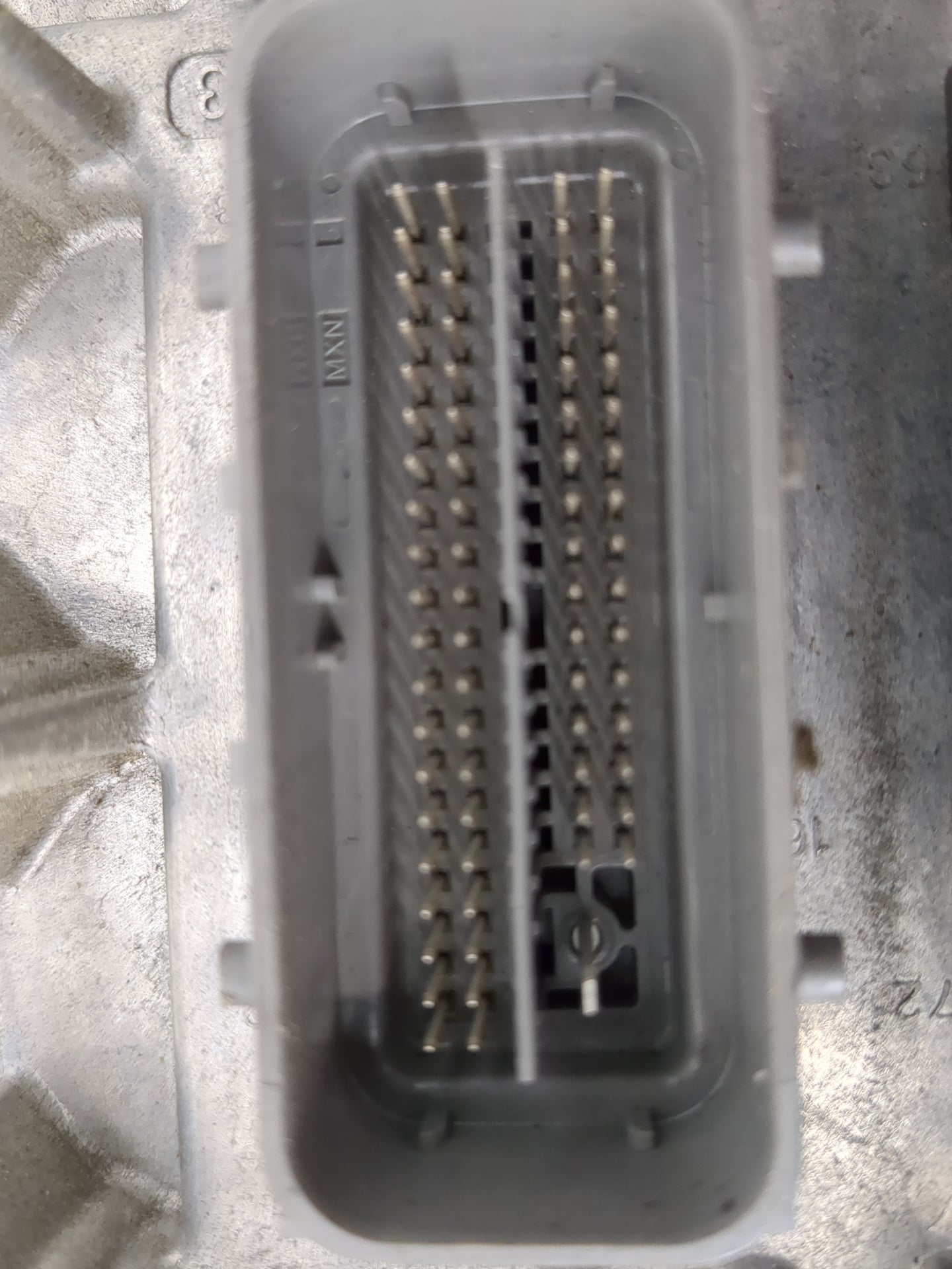 2019-2021 Chevrolet Silverado 1500 PCM Engine Control Computer ECU ECM PCU OEM P/N:12698120 Fits Fits 2019 2020 2021 OEM Use