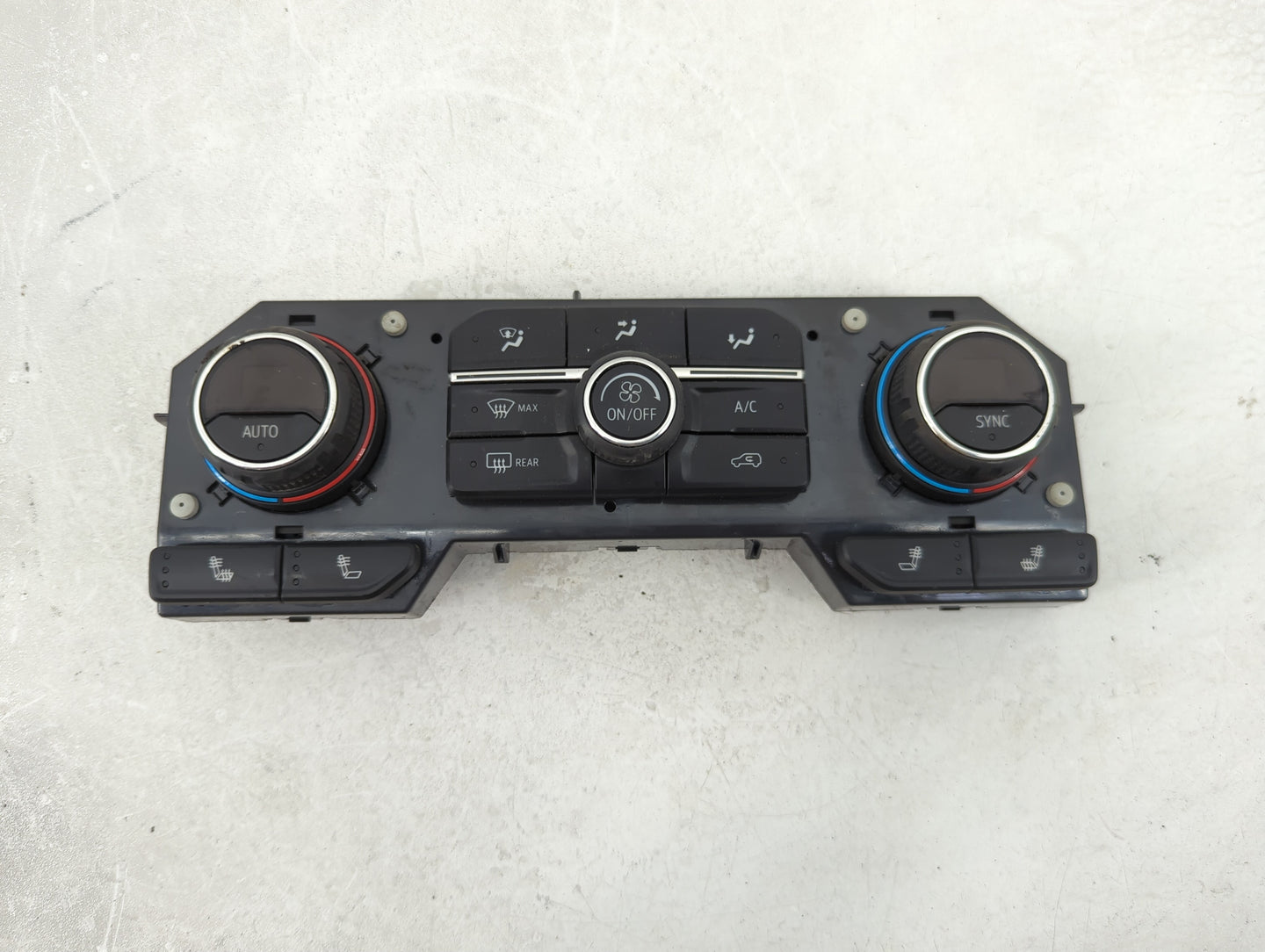 2019 Chevrolet Silverado 1500 Climate Control Module Temperature AC/Heater Replacement P/N:84692237 73702000000000X Fits Fit