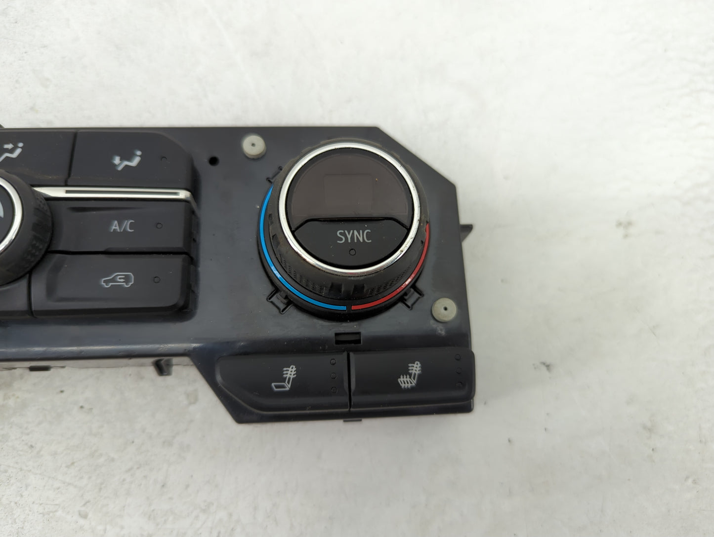 2019 Chevrolet Silverado 1500 Climate Control Module Temperature AC/Heater Replacement P/N:84692237 73702000000000X Fits Fit