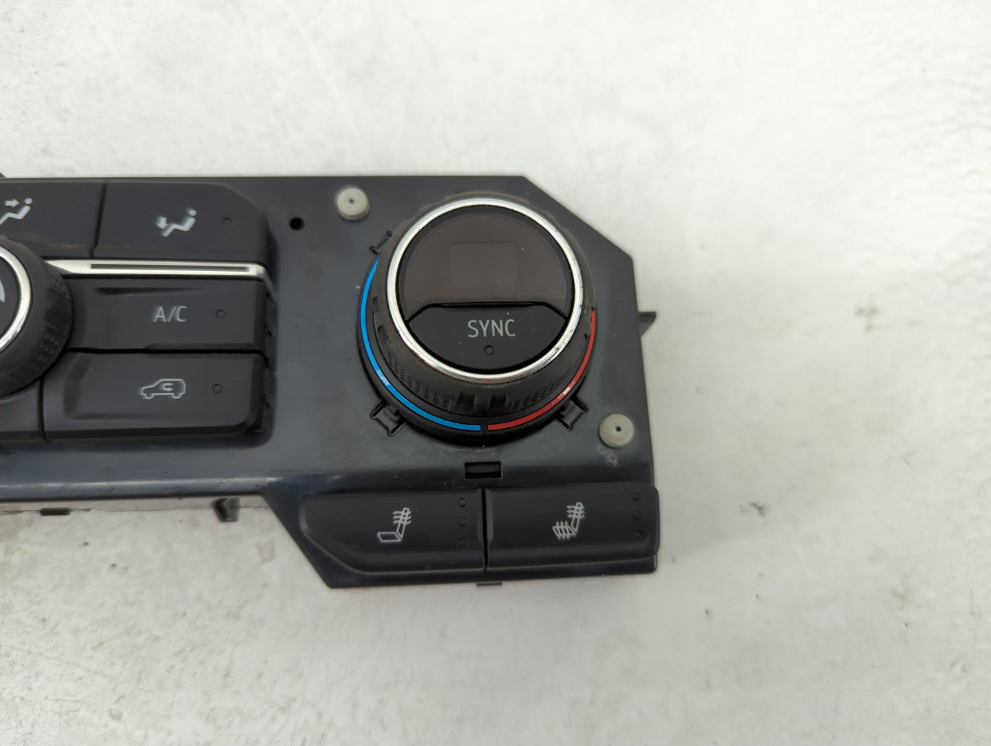 2019 Chevrolet Silverado 1500 Climate Control Module Temperature AC/Heater Replacement P/N:84692237 73702000000000X Fits Fit