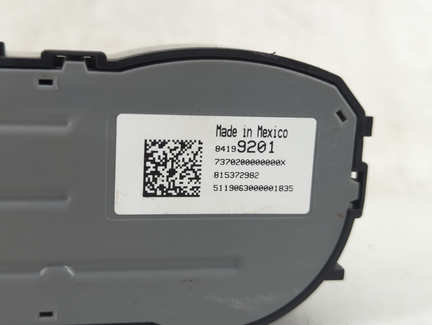 2014-2019 Chevrolet Silverado 1500 Climate Control Module Temperature AC/Heater Replacement P/N:84199201 4765015 Fits OEM Us