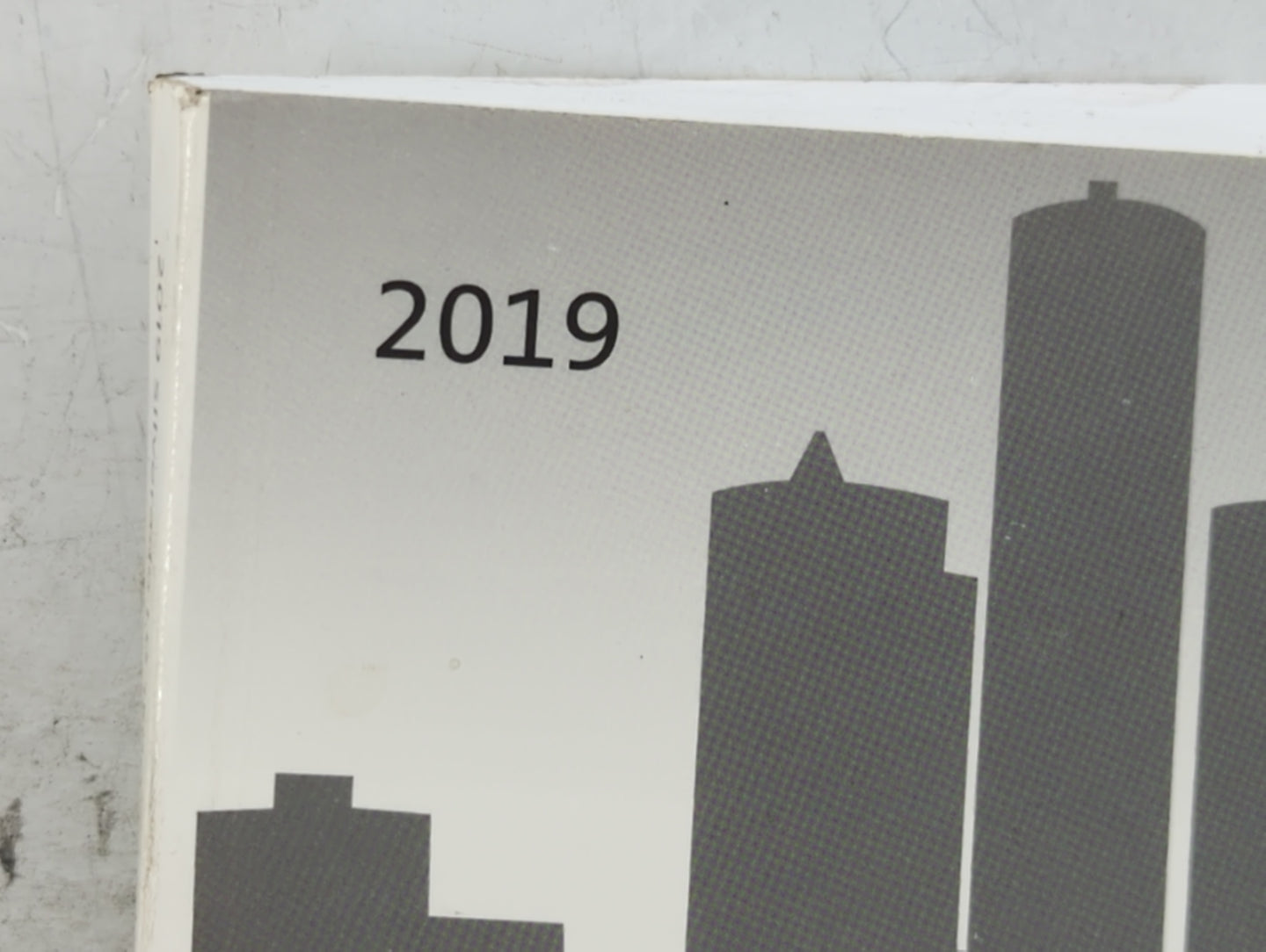 2019 Chevrolet Silverado 1500 Owners Manual Book Guide P/N:84161700 OEM Used Auto Parts - Oemusedautoparts1.com