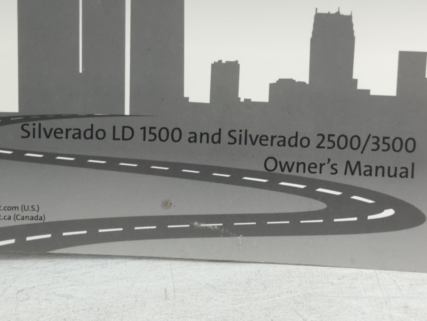 2019 Chevrolet Silverado 1500 Owners Manual Book Guide P/N:84161700 OEM Used Auto Parts - Oemusedautoparts1.com
