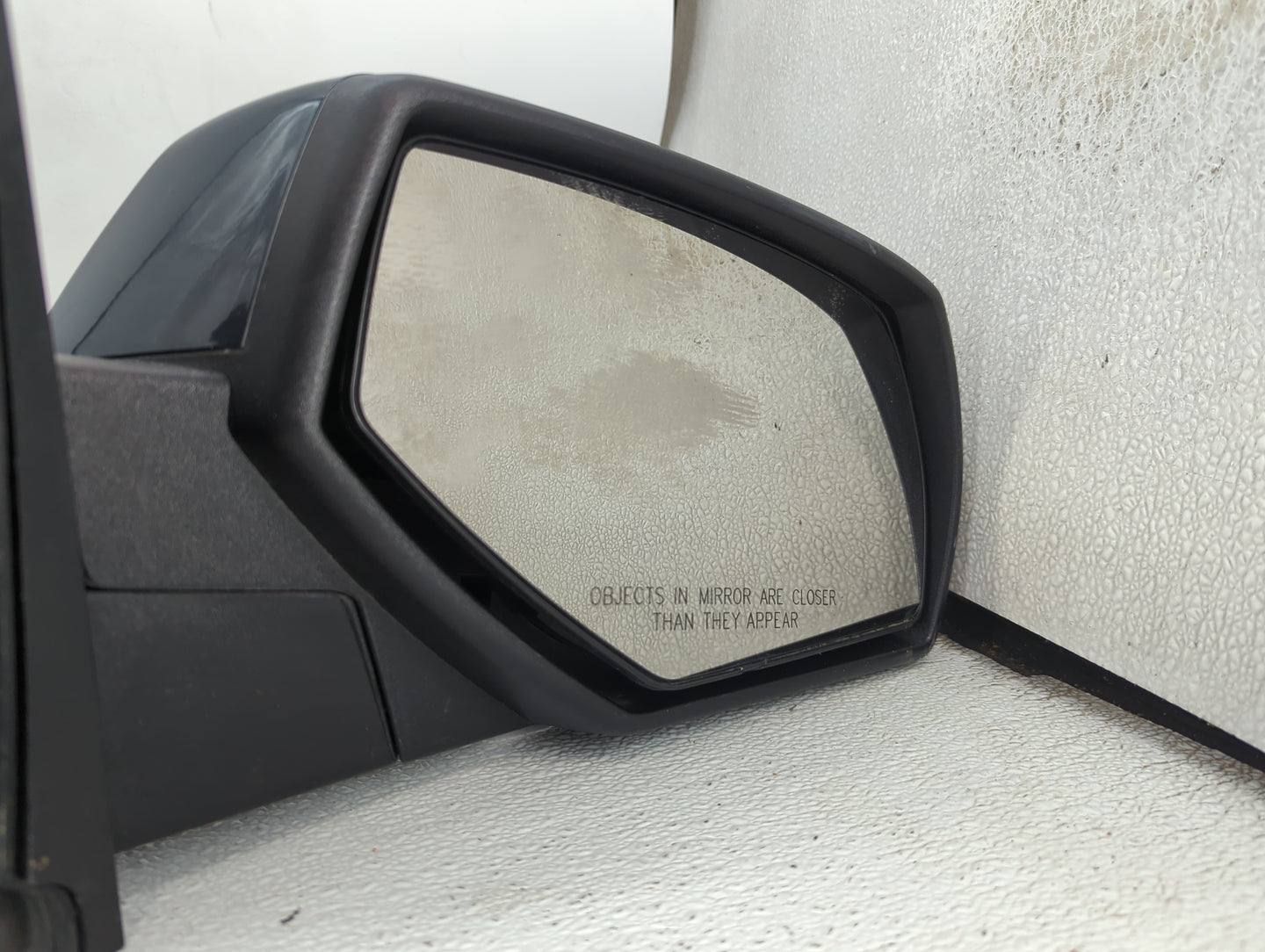 2014-2019 Chevrolet Silverado 1500 Passenger Side View Mirror - Right Door Mirror OEM Used - Oemusedautoparts1.com