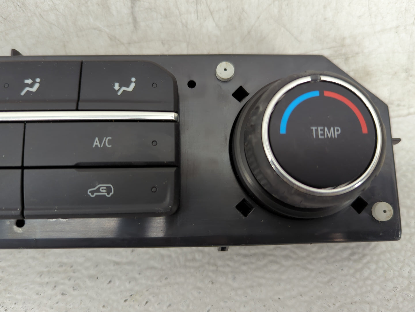 2019-2022 Chevrolet Silverado 1500 Climate Control Module Temperature AC/Heater Replacement P/N:84542732 Fits OEM Used Auto 