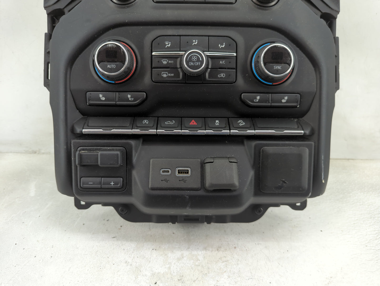 2019 Chevrolet Silverado 1500 Climate Control Module Temperature AC/Heater Replacement P/N:84569064 815372982 Fits OEM Used 