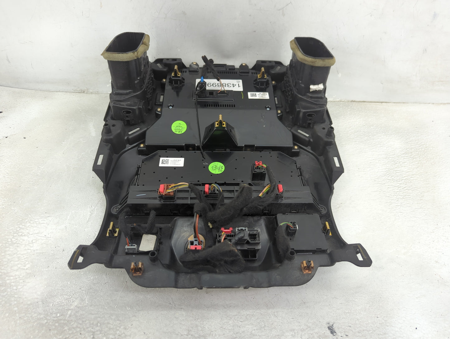 2019 Chevrolet Silverado 1500 Climate Control Module Temperature AC/Heater Replacement P/N:84569064 815372982 Fits OEM Used 
