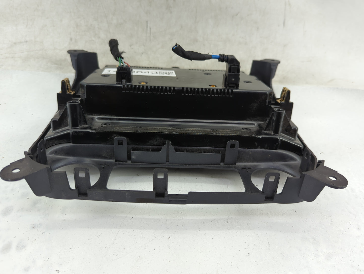 2019 Chevrolet Silverado 1500 Information Display Screen Black - Oemusedautoparts1.com