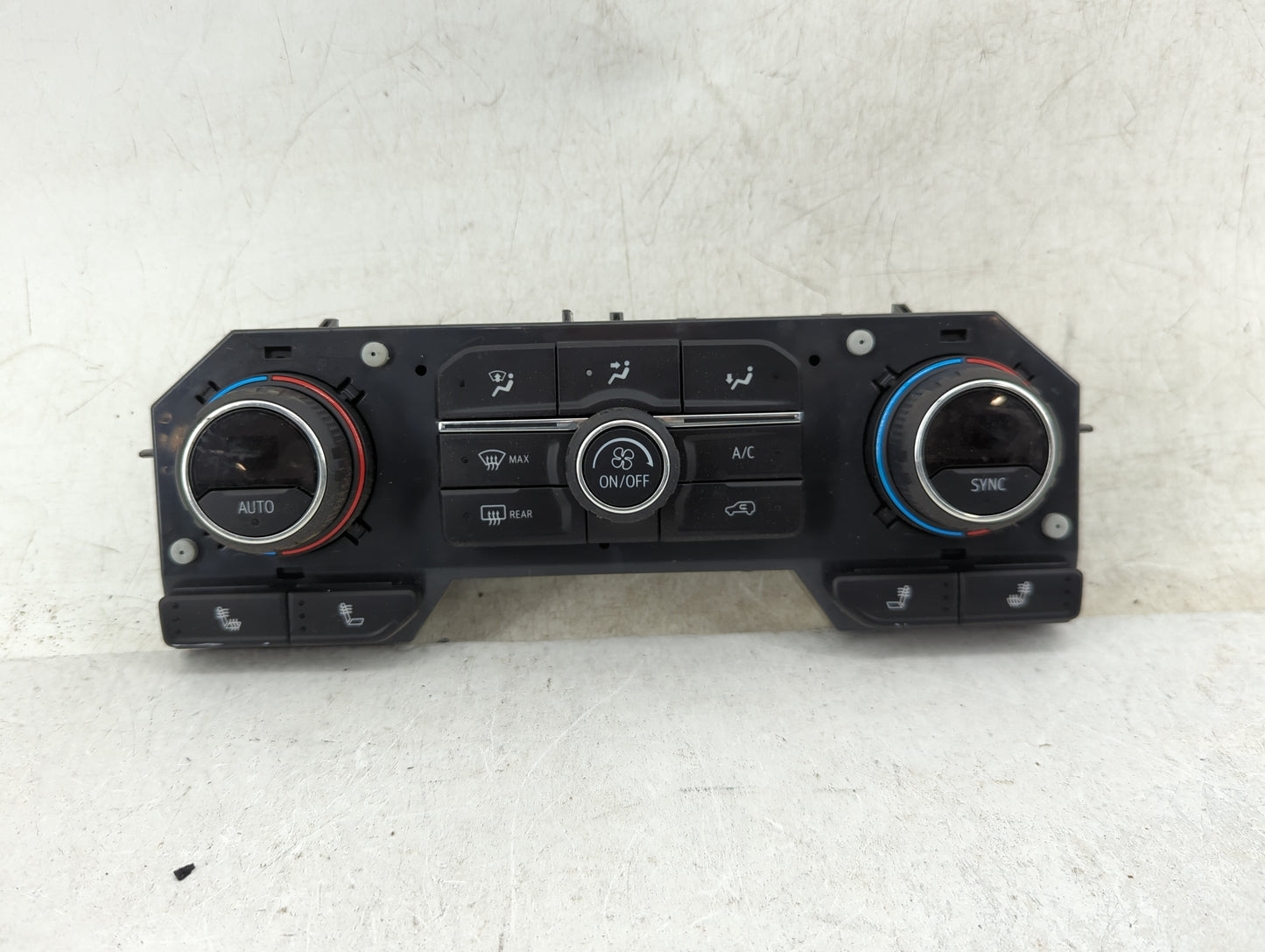 2019 Chevrolet Silverado 1500 Climate Control Module Temperature AC/Heater Replacement P/N:84499511 7370200000000X, 81537298