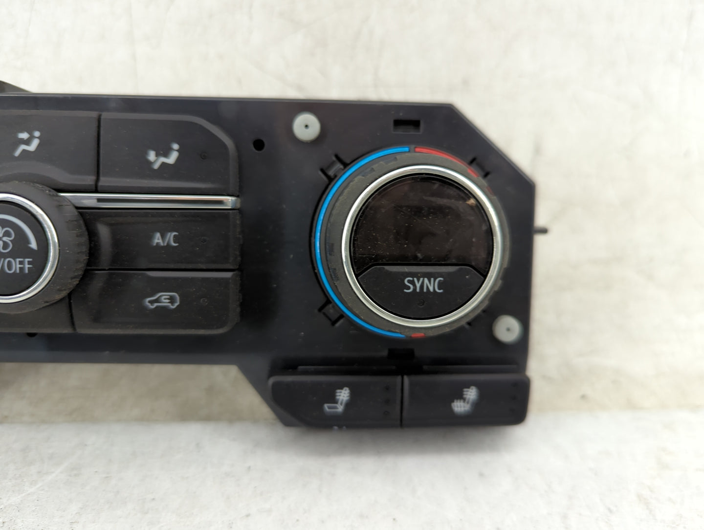 2019 Chevrolet Silverado 1500 Climate Control Module Temperature AC/Heater Replacement P/N:84499511 7370200000000X, 81537298