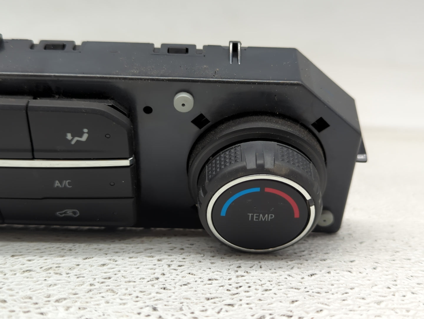2019-2022 Chevrolet Silverado 1500 Climate Control Module Temperature AC/Heater Replacement P/N:84542734 Fits OEM Used Auto 