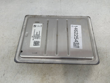 2019 Chevrolet Silverado 1500 PCM Engine Control Computer ECU ECM PCU OEM P/N:12695211 12692070 Fits Fits 2018 2020 2021 OEM