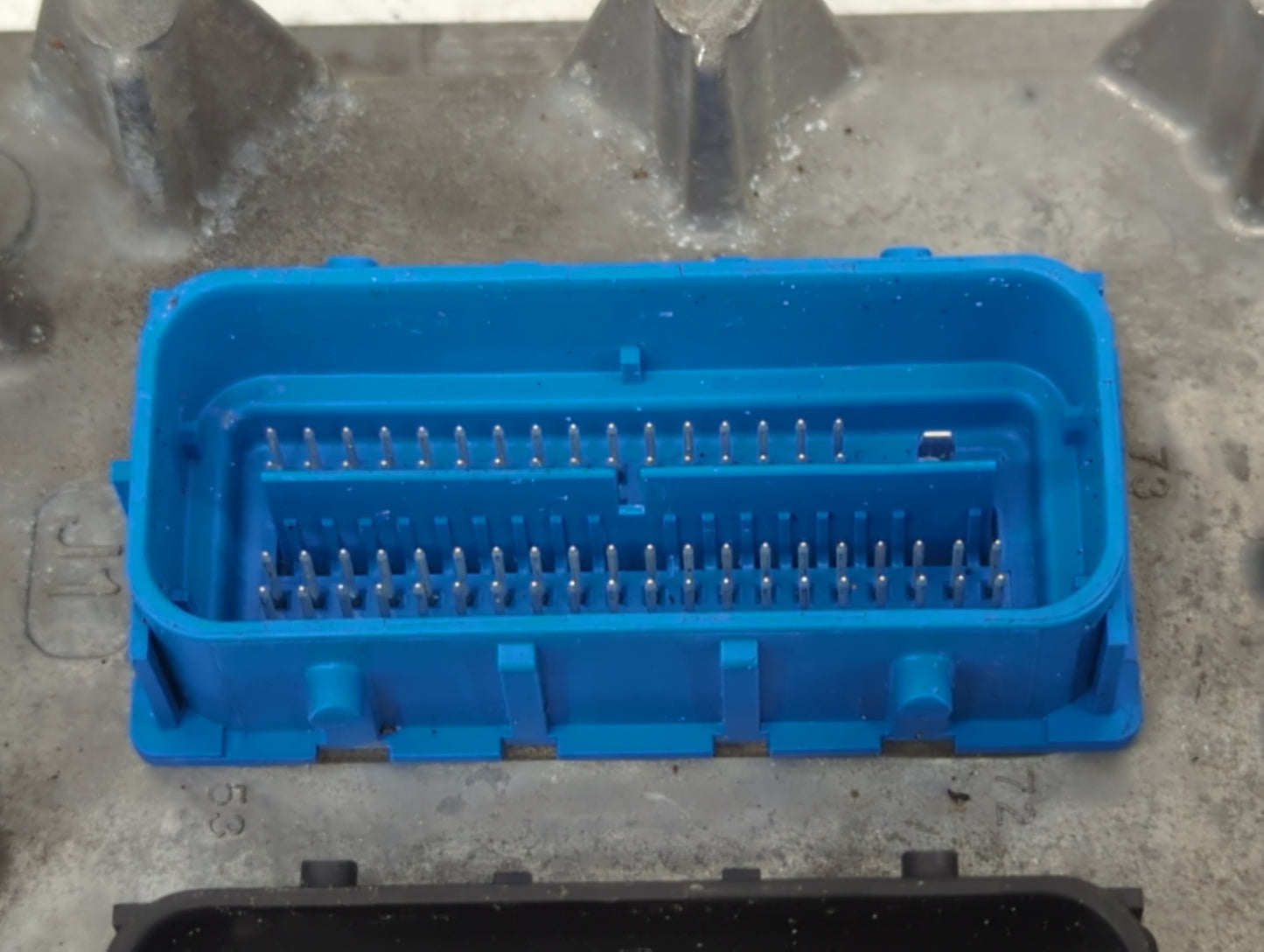 2019 Chevrolet Silverado 1500 PCM Engine Control Computer ECU ECM PCU OEM P/N:12695211 12692070 Fits Fits 2018 2020 2021 OEM
