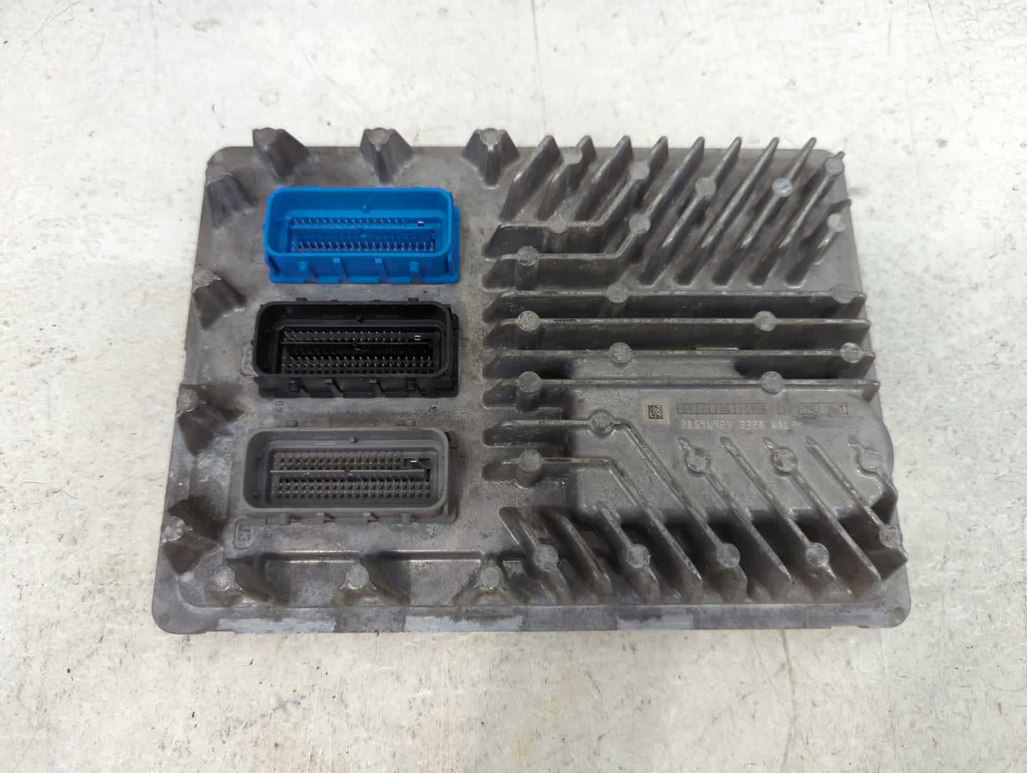 2019 Chevrolet Silverado 1500 PCM Engine Control Computer ECU ECM PCU OEM P/N:12695211 12692070 Fits Fits 2018 2020 2021 OEM