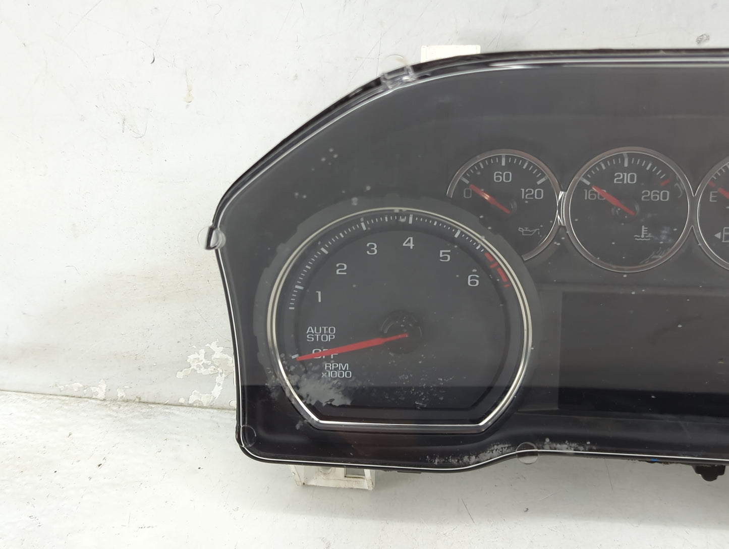 2019 Chevrolet Silverado 1500 Instrument Cluster Speedometer Gauges P/N:84608349 7110500000000X, 812610798 Miles: Fits OEM U