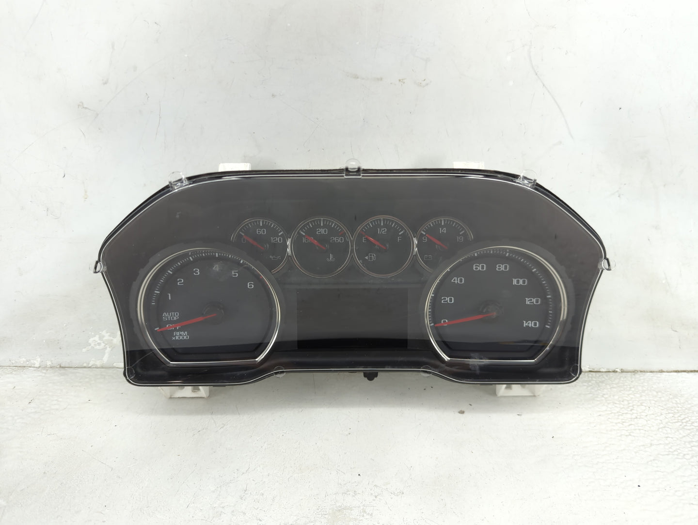 2019 Chevrolet Silverado 1500 Instrument Cluster Speedometer Gauges P/N:84608349 Miles:61K Fits Fits 2018 2020 OEM Used Auto