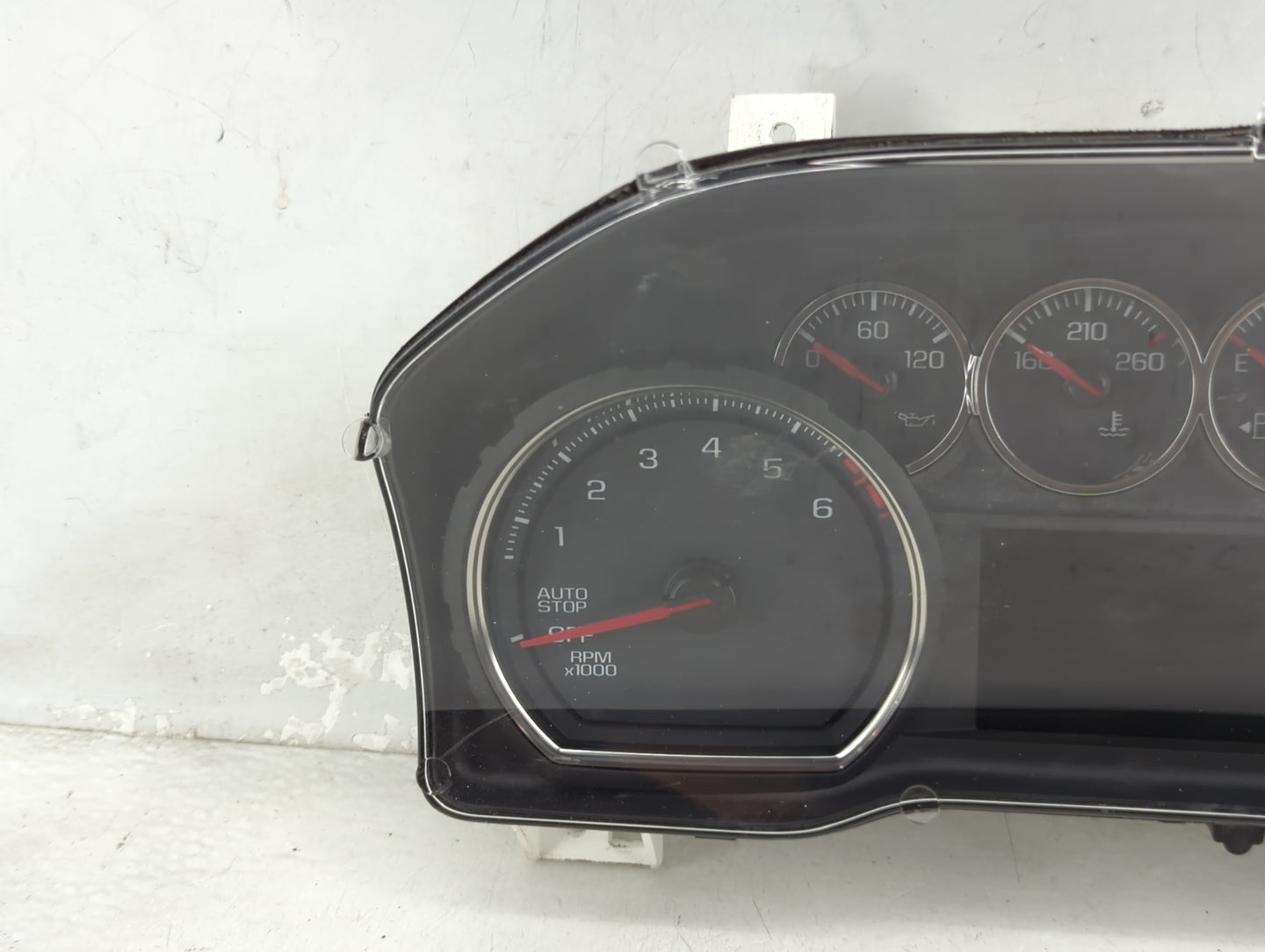 2019 Chevrolet Silverado 1500 Instrument Cluster Speedometer Gauges P/N:84608349 Miles:61K Fits Fits 2018 2020 OEM Used Auto