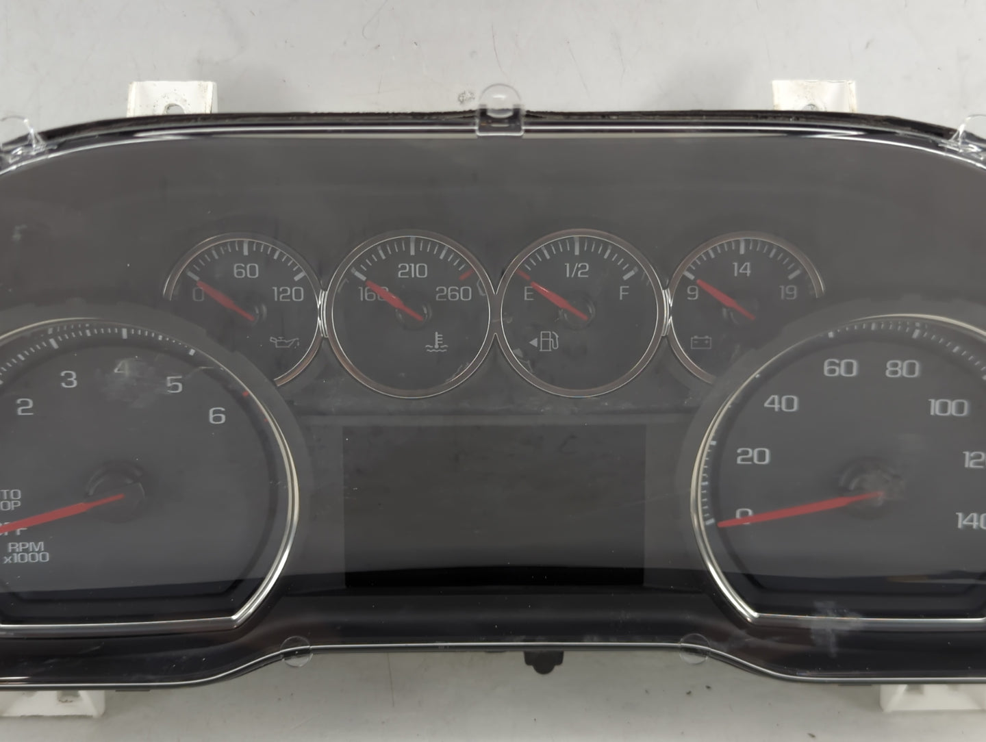 2019 Chevrolet Silverado 1500 Instrument Cluster Speedometer Gauges P/N:84608349 Miles:61K Fits Fits 2018 2020 OEM Used Auto