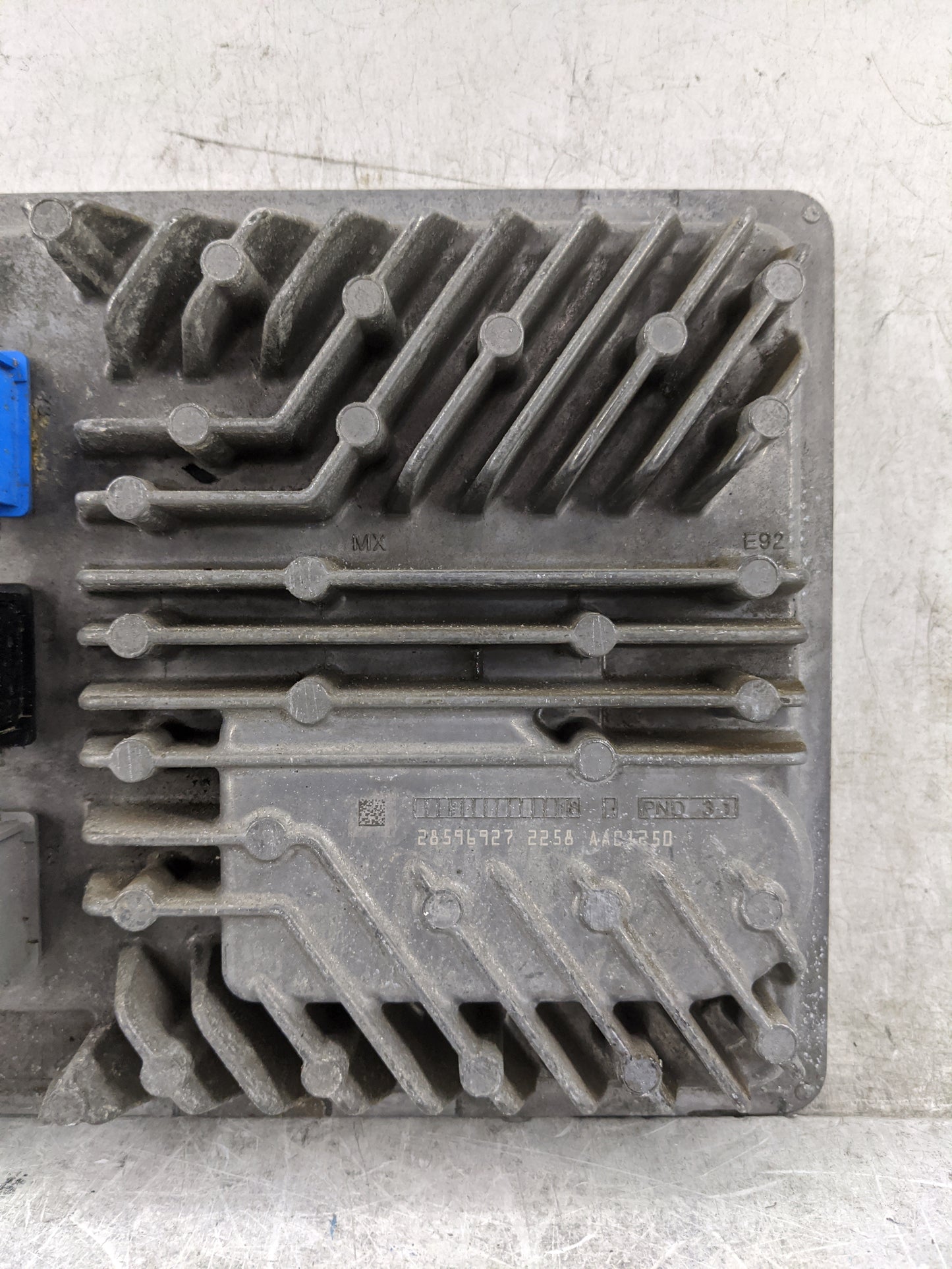 2019 Chevrolet Silverado 1500 PCM Engine Control Computer ECU ECM PCU OEM P/N:12695211 24596927 Fits Fits 2018 2020 2021 OEM