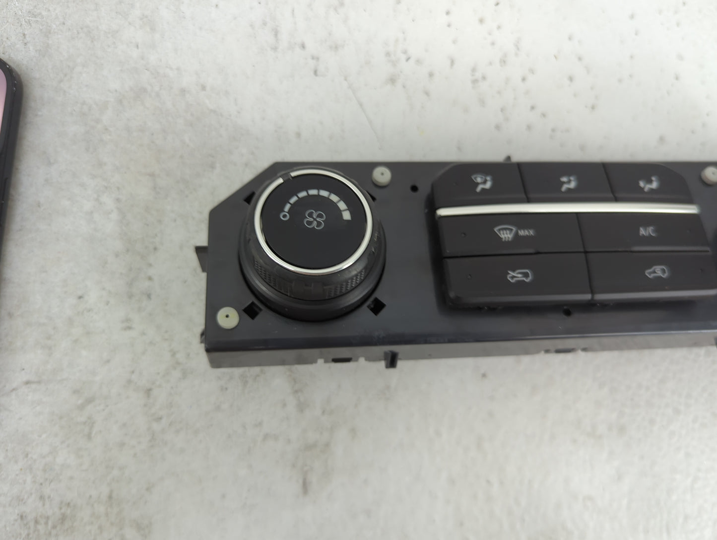 2019-2022 Chevrolet Silverado 1500 Climate Control Module Temperature AC/Heater Replacement P/N:84542732 7370200000000X Fits