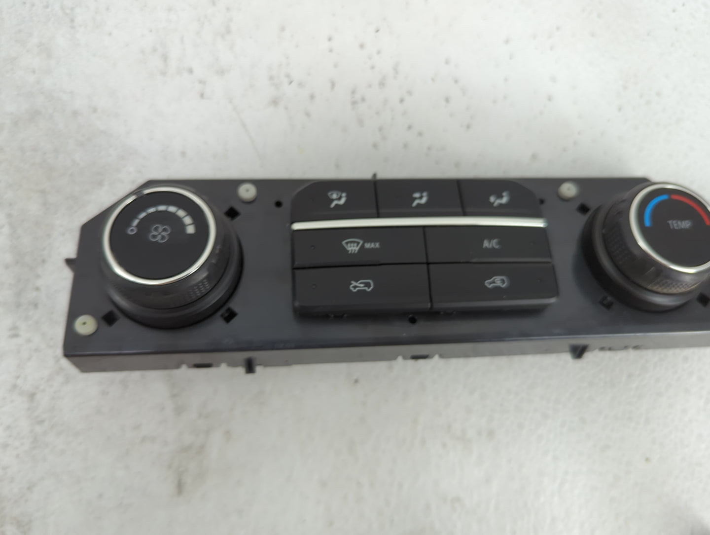 2019-2022 Chevrolet Silverado 1500 Climate Control Module Temperature AC/Heater Replacement P/N:84542732 7370200000000X Fits