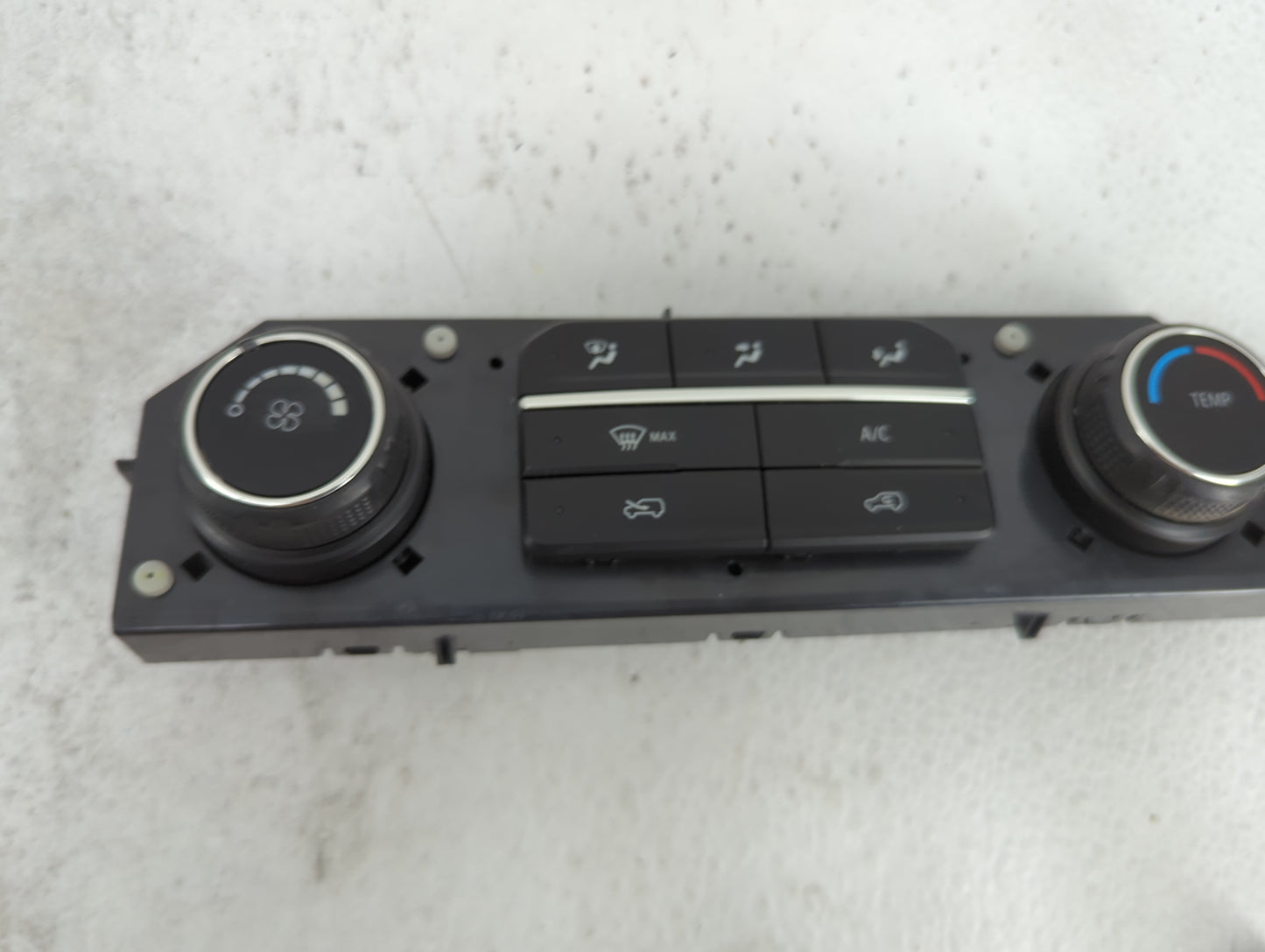 2019-2022 Chevrolet Silverado 1500 Climate Control Module Temperature AC/Heater Replacement P/N:84542732 7370200000000X Fits