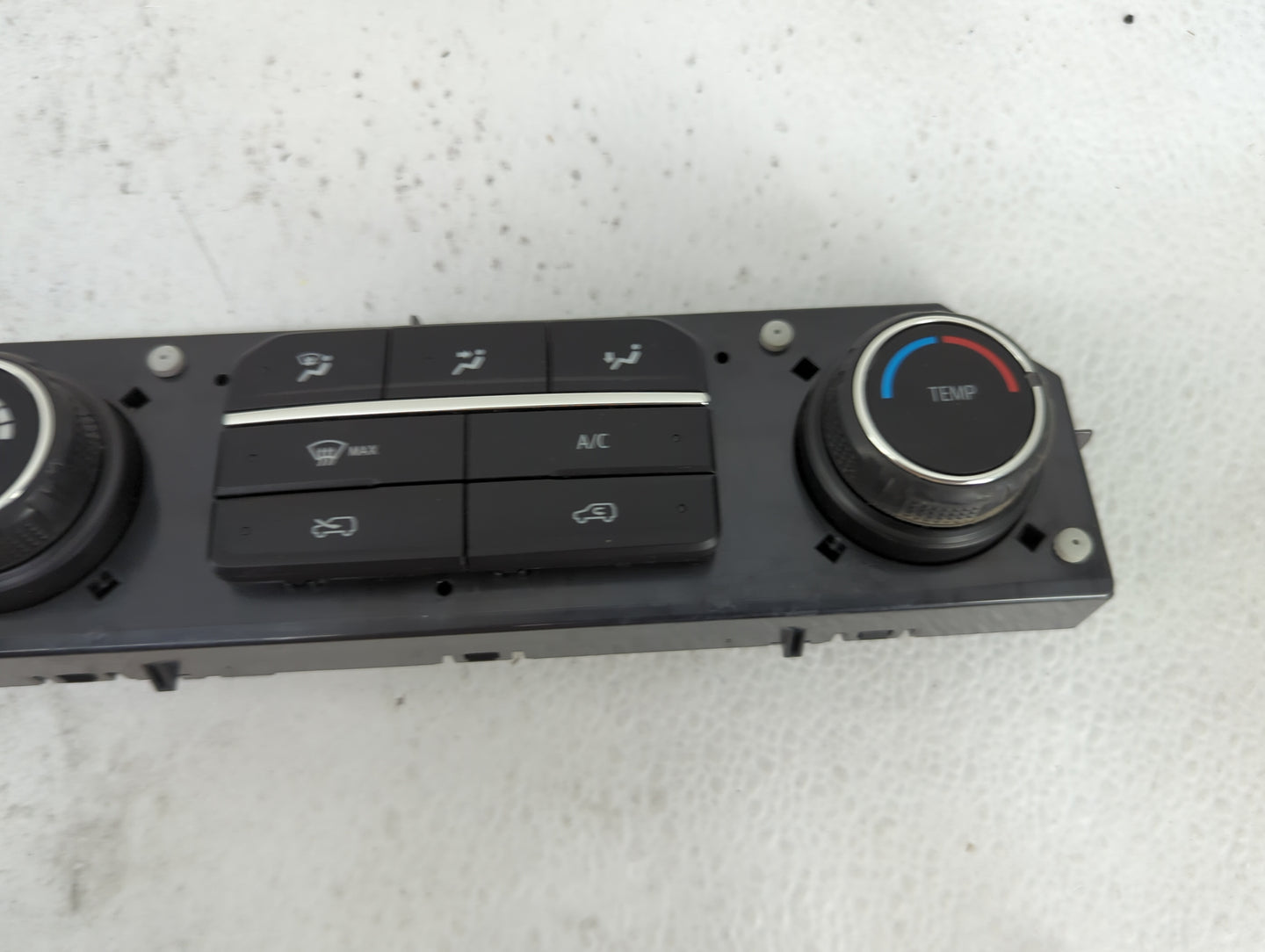 2019-2022 Chevrolet Silverado 1500 Climate Control Module Temperature AC/Heater Replacement P/N:84542732 7370200000000X Fits