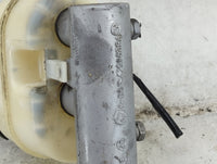 2014-2019 Chevrolet Silverado 1500 Brake Master Cylinder 1492191 - Oemusedautoparts1.com
