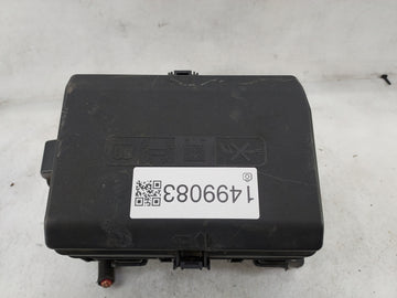 2019-2021 Chevrolet Silverado 1500 Fusebox Fuse Box Panel Relay Module P/N:84594608 Fits Fits 2019 2020 2021 OEM Used Auto P