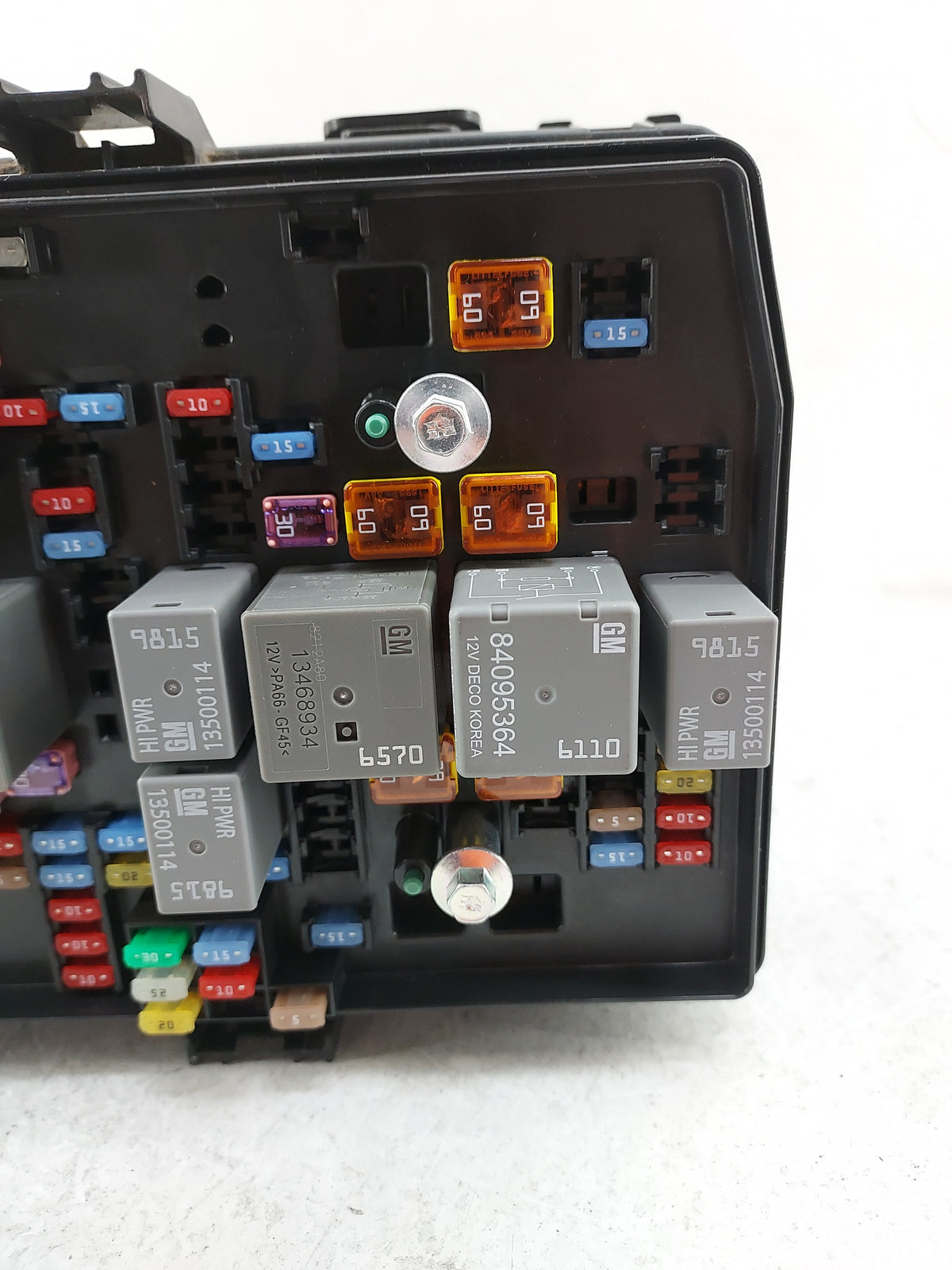 2019-2021 Chevrolet Silverado 1500 Fusebox Fuse Box Panel Relay Module P/N:84594608 Fits Fits 2019 2020 2021 OEM Used Auto P
