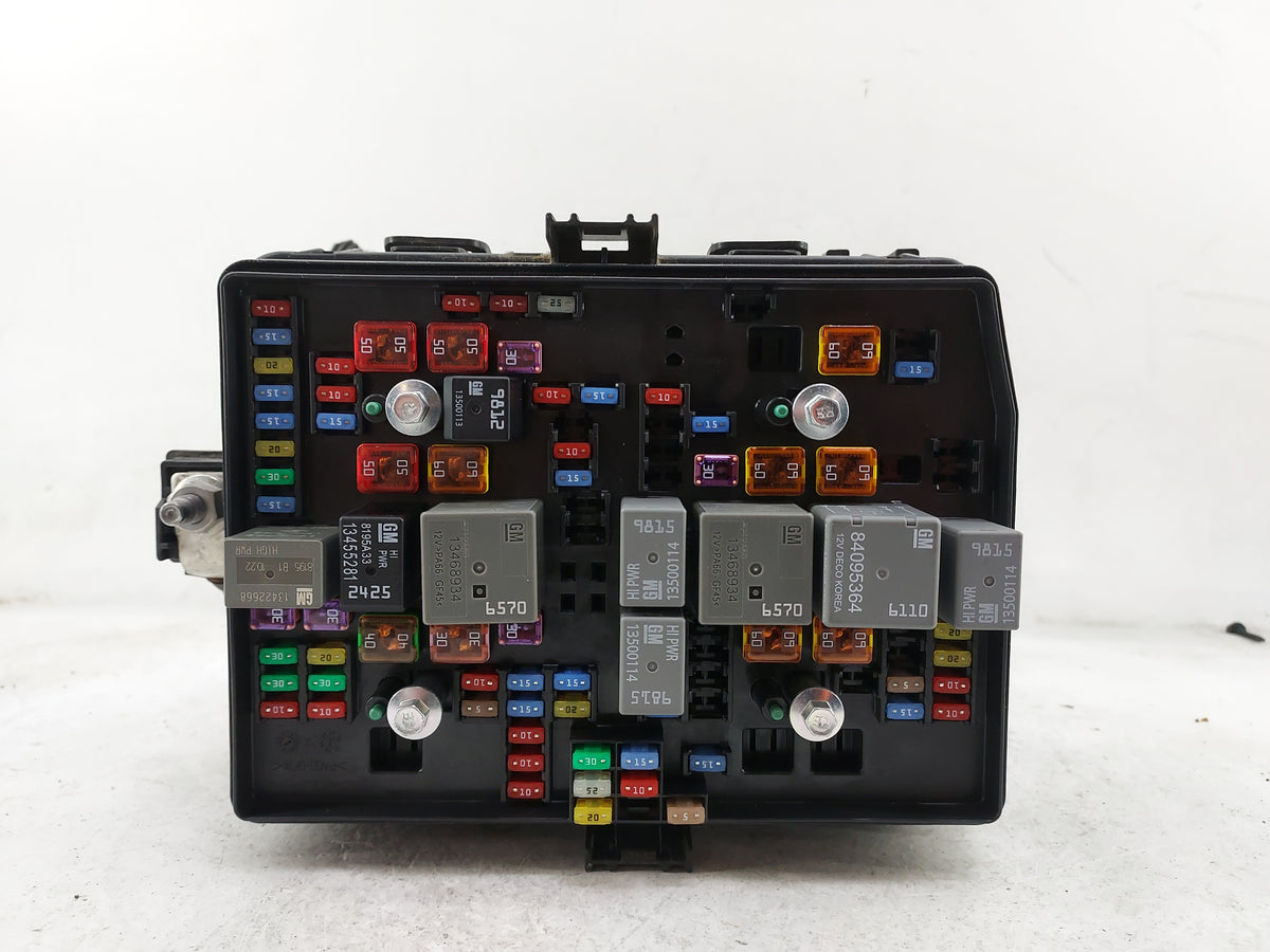 2019-2021 Chevrolet Silverado 1500 Fusebox Fuse Box Panel Relay Module P/N:84594608 Fits Fits 2019 2020 2021 OEM Used Auto P