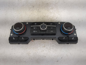 2019 Chevrolet Silverado 1500 Climate Control Module Temperature AC/Heater Replacement P/N:84499511 815372982 Fits Fits 2020