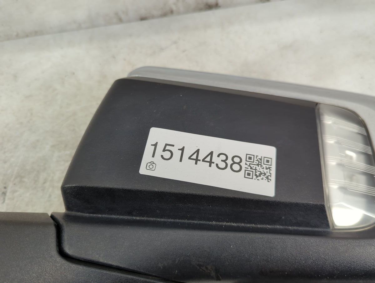 2019 Chevrolet Silverado 1500 Driver Side View Mirror - Left Door Mirror OEM Used - Oemusedautoparts1.com