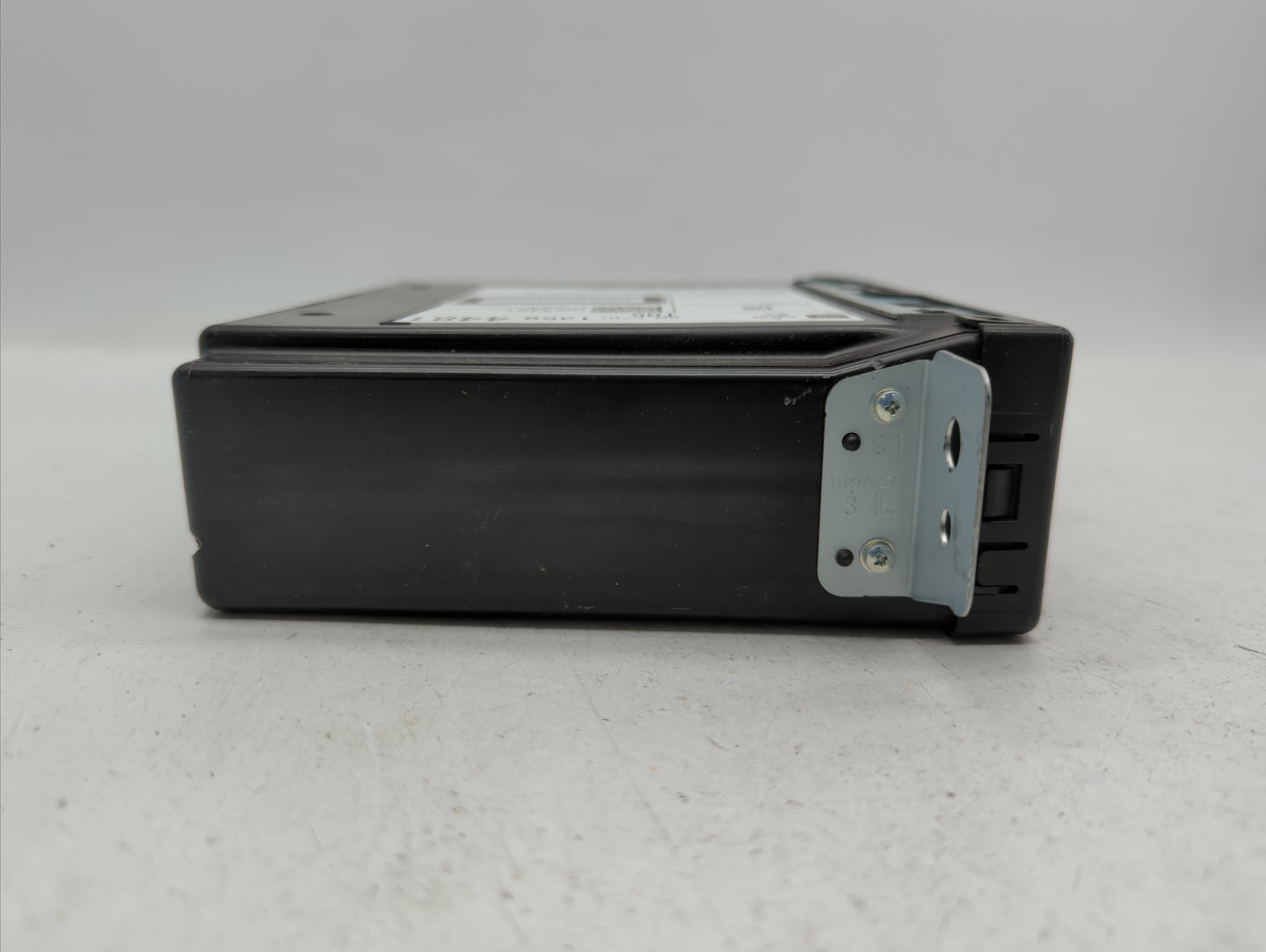 2015-2019 Chevrolet Silverado 1500 Radio AM FM Cd Player Receiver Replacement P/N:13594481 84016435 Fits OEM Used Auto Parts