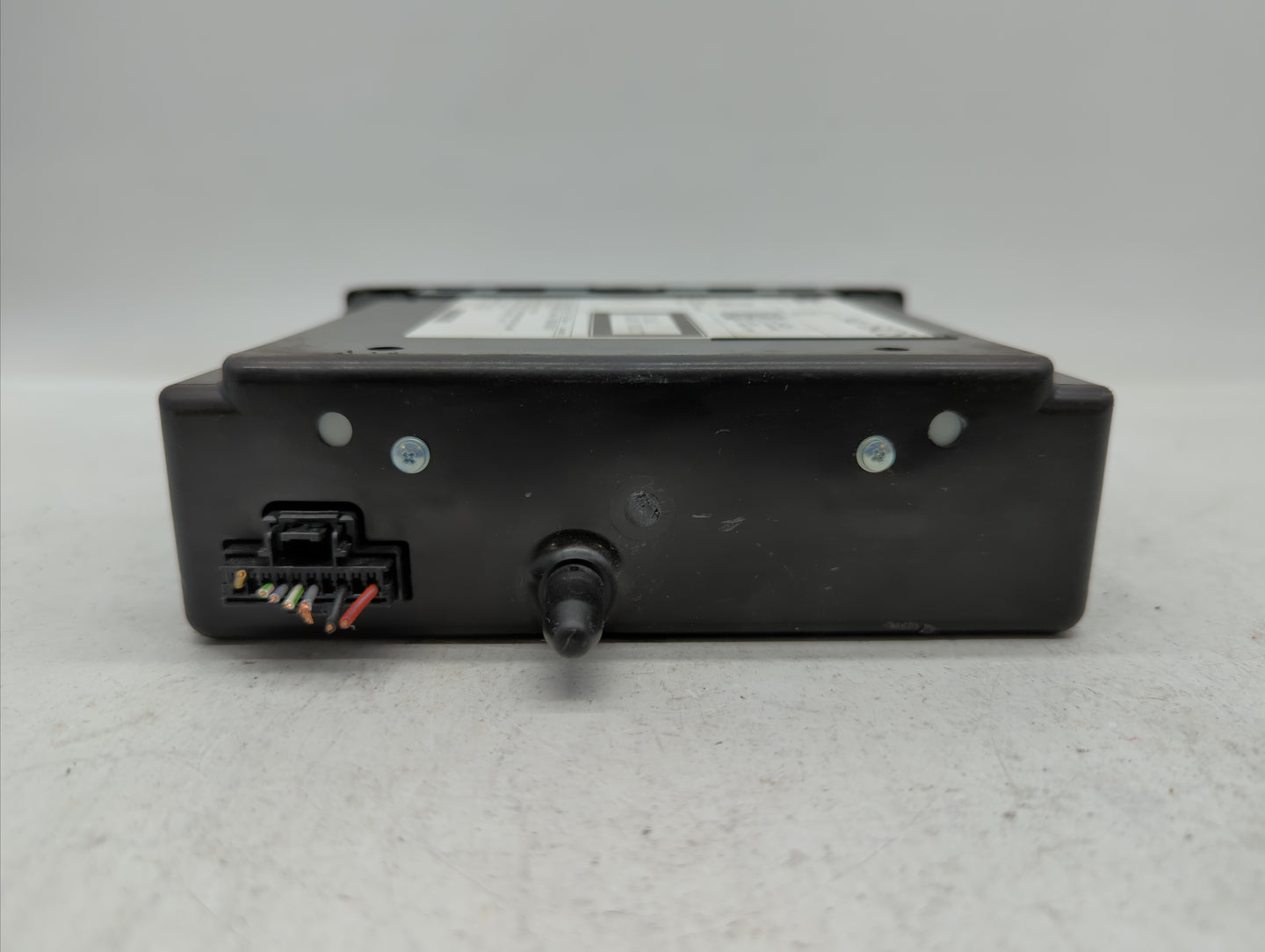 2015-2019 Chevrolet Silverado 1500 Radio AM FM Cd Player Receiver Replacement P/N:13594481 84016435 Fits OEM Used Auto Parts