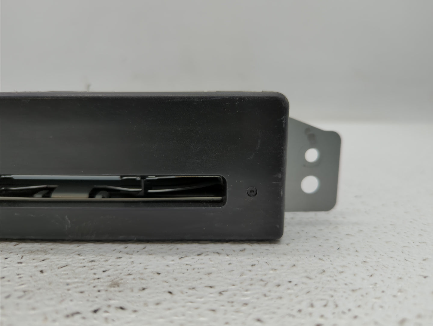 2015-2019 Chevrolet Silverado 1500 Radio AM FM Cd Player Receiver Replacement P/N:23369306 13594481 Fits OEM Used Auto Parts