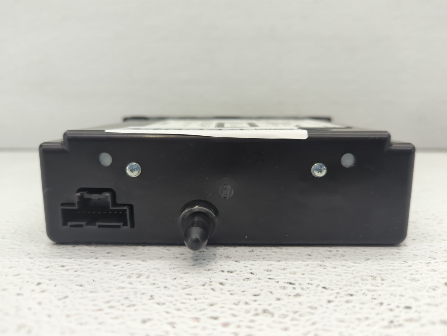2015-2019 Chevrolet Silverado 1500 Radio AM FM Cd Player Receiver Replacement P/N:84016435 23369306 Fits OEM Used Auto Parts
