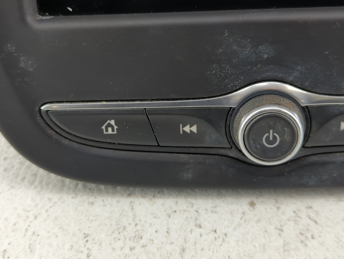 2019-2019 Chevrolet Silverado 1500 Information Display Screen - Oemusedautoparts1.com