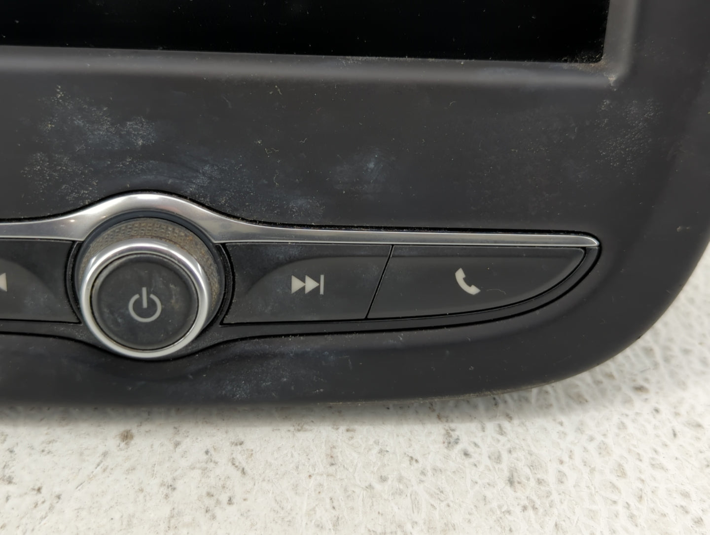 2019-2019 Chevrolet Silverado 1500 Information Display Screen - Oemusedautoparts1.com