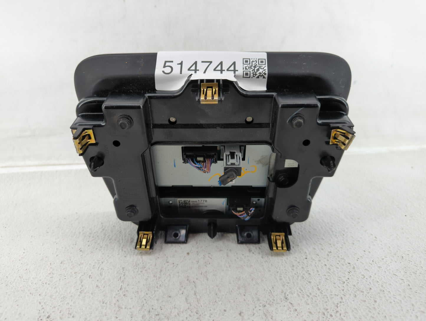 2019-2019 Chevrolet Silverado 1500 Information Display Screen - Oemusedautoparts1.com