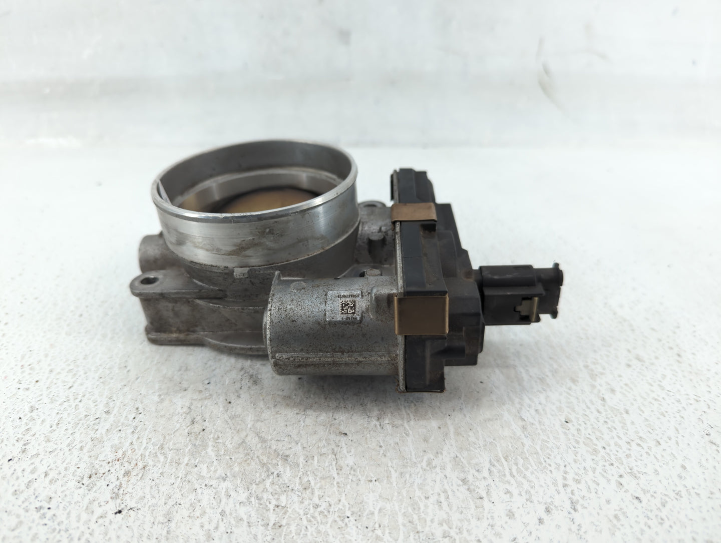 2014-2022 Chevrolet Silverado 1500 Throttle Body P/N:12678224 Fits Fits 2014 2015 2016 2017 2018 2019 2020 2021 2022 OEM Use