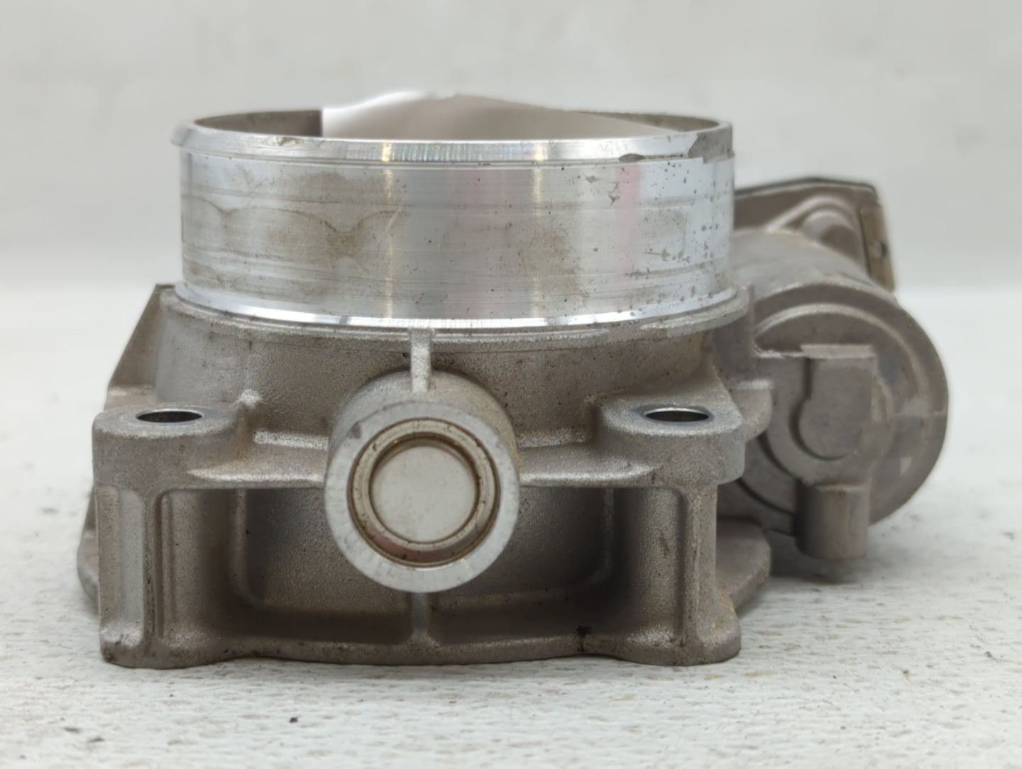 2016-2021 Chevrolet Silverado 1500 Throttle Body P/N:12676296AA Fits Fits 2016 2017 2018 2019 2020 2021 OEM Used Auto Parts 