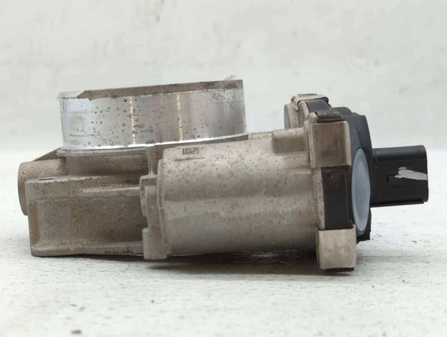 2016-2021 Chevrolet Silverado 1500 Throttle Body P/N:12676296AA Fits Fits 2016 2017 2018 2019 2020 2021 OEM Used Auto Parts 