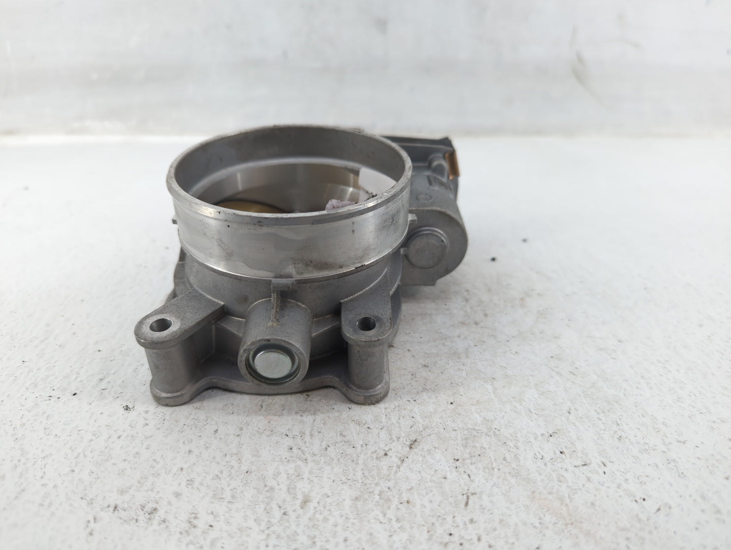 2014-2022 Chevrolet Silverado 1500 Throttle Body Fits Fits 2014 2015 2016 2017 2018 2019 2020 2021 2022 OEM Used Auto Parts 