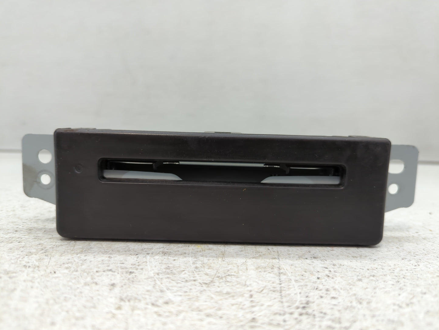 2015-2019 Chevrolet Silverado 1500 Radio AM FM Cd Player Receiver Replacement P/N:84016435 Fits Fits 2015 2016 2017 2018 201